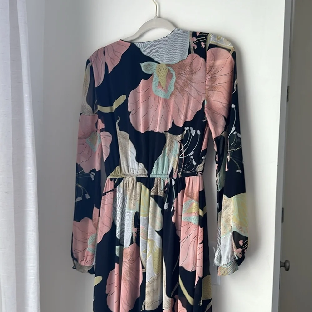 Lulus Wonderous Water Lillies Floral Maxi Dress Black Peach Small - Picture 5 of 7